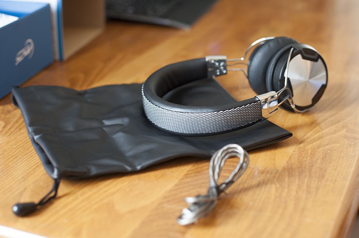 Arctic-Cooling-P614-BT-slušalice-headphones-review-hands-on-5.jpg